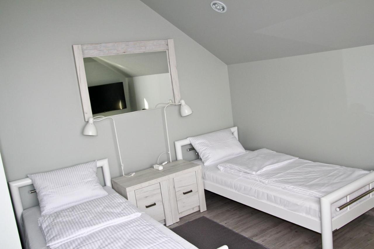 Motel Lunar Oświęcim Εξωτερικό φωτογραφία