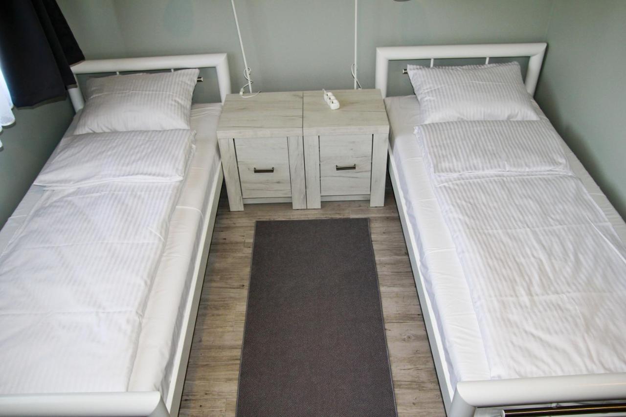Motel Lunar Oświęcim Εξωτερικό φωτογραφία